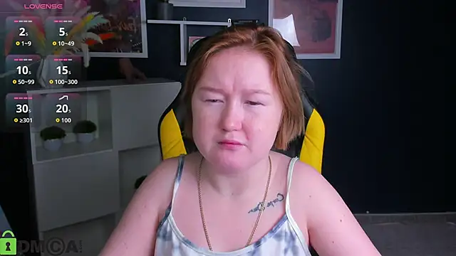 Sara Robinson online show from November 11, 2025, 2:39 am