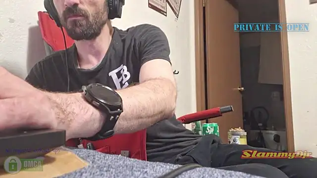 SlammyDjr online show from June 26, 2026, 4:40 am