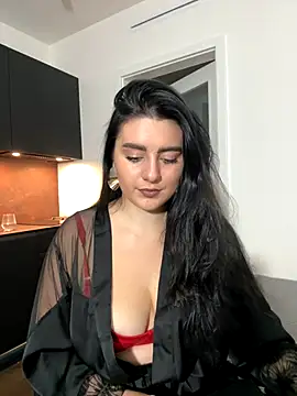 Snapshot of Evelyn___Sweet chatting on October 11, 2025, 9:16 pm Evelyn Sweet online show from October 11, 2025, 9:16 pm