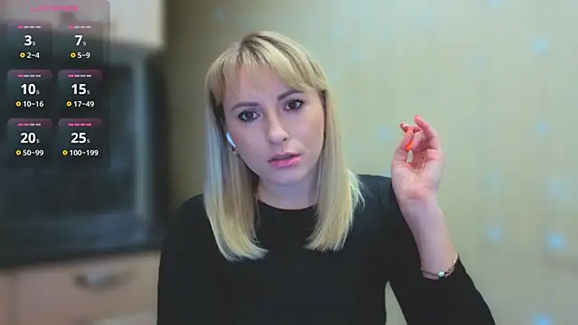 Snapshot of Smoorodinkaa chatting on October 27, 2025, 7:59 pm Smoorodinkaa online show from October 27, 2025, 7:59 pm