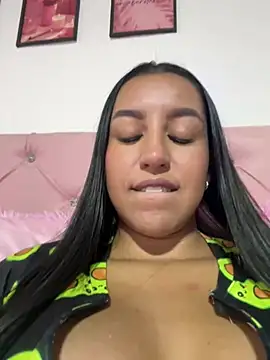 Snapshot of Tamara_Roberts1 chatting on January 26, 2025, 5:23 am Tamara Roberts1 online show from January 26, 2025, 5:23 am