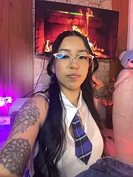 Snapshot of Tamara_Roberts1 chatting on September 15, 2025, 11:49 pm Tamara Roberts1 online show from September 15, 2025, 11:49 pm