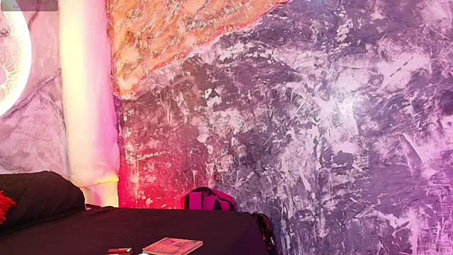 Snapshot of AuroraRojas chatting on March 21, 2025, 2:28 am AuroraRojas online show from March 21, 2025, 2:28 am