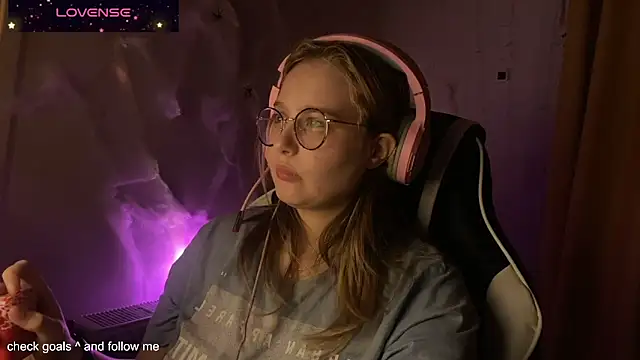 Snapshot of JacyWinslat chatting on October 30, 2025, 5:54 pm JacyWinslat online show from October 30, 2025, 5:54 pm