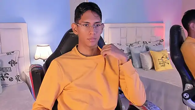 Snapshot of Nick_Collins18 chatting on October 13, 2025, 5:36 pm Nick Collins18 online show from October 13, 2025, 5:36 pm