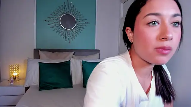 samantha tusher online show from February 5, 2025, 10:11 pm