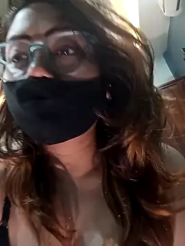 Cute-mona online show from March 17, 2026, 10:40 am