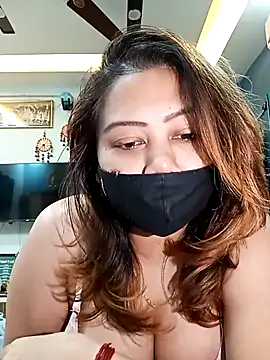 Cute-mona online show from January 8, 2026, 10:21 am