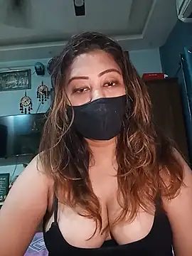 Snapshot of Cute-mona chatting on June 21, 2026, 10:32 am Cute-mona online show from June 21, 2026, 10:32 am
