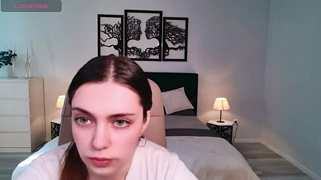 DaniellaLovely online show from March 11, 2026, 11:15 am