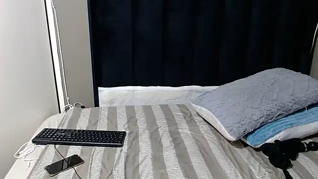 Sugarbabe242 online show from October 14, 2025, 1:06 am