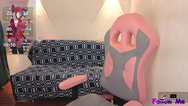 vittorialombardi   online show from February 24, 2026, 7:09 am