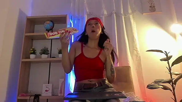 Snapshot of ladynemesis chatting on February 27, 2025, 11:48 pm ladynemesis online show from February 27, 2025, 11:48 pm