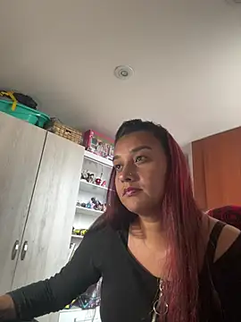 Cafeziitha02 online show from February 3, 2026, 8:58 pm