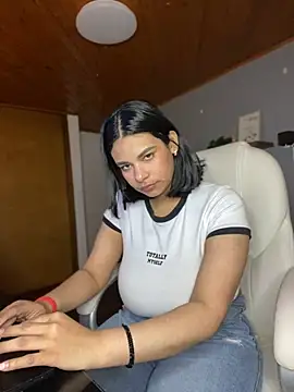 Isabella boobd online show from January 3, 2025, 1:02 pm