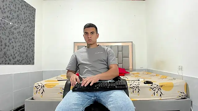 Snapshot of simookeler chatting on November 26, 2025, 1:49 am simookeler online show from November 26, 2025, 1:49 am