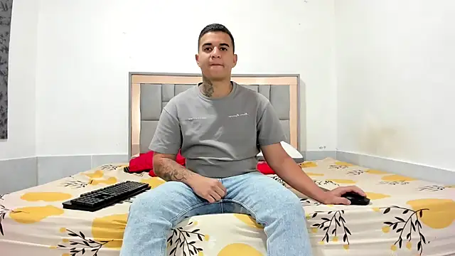 Snapshot of simookeler chatting on November 23, 2025, 10:53 pm simookeler online show from November 23, 2025, 10:53 pm