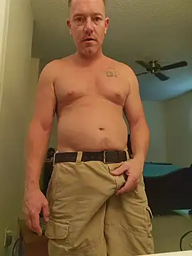 Snapshot of Bigtater1999 chatting on July 30, 2026, 6:07 pm Bigtater1999 online show from July 30, 2026, 6:07 pm