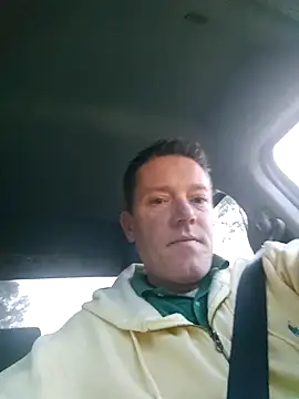 Snapshot of Bigtater1999 chatting on December 3, 2025, 10:09 pm Bigtater1999 online show from December 3, 2025, 10:09 pm