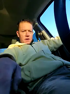 Snapshot of Bigtater1999 chatting on December 1, 2025, 12:39 pm Bigtater1999 online show from December 1, 2025, 12:39 pm