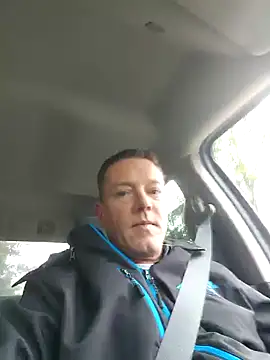 Snapshot of Bigtater1999 chatting on December 18, 2025, 8:12 pm Bigtater1999 online show from December 18, 2025, 8:12 pm