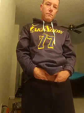 Snapshot of Bigtater1999 chatting on December 14, 2025, 2:55 pm Bigtater1999 online show from December 14, 2025, 2:55 pm