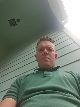 Bigtater1999 online show from April 22, 2026, 10:27 pm