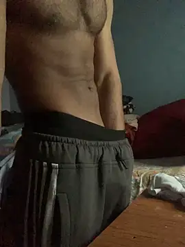 Snapshot of Vampire_xoxo chatting on January 4, 2025, 3:29 am Vampire xoxo online show from January 4, 2025, 3:29 am