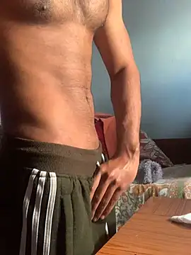 Snapshot of Vampire_xoxo chatting on January 5, 2025, 7:07 am Vampire xoxo online show from January 5, 2025, 7:07 am