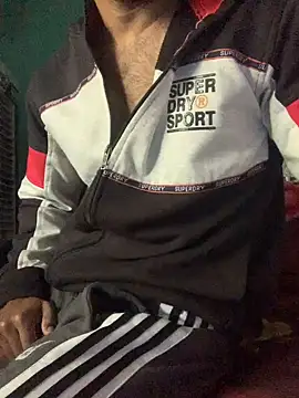 Snapshot of Vampire_xoxo chatting on January 7, 2025, 9:18 am Vampire xoxo online show from January 7, 2025, 9:18 am