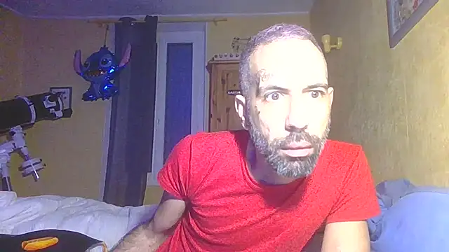 arrow13680 online show from December 2, 2025, 7:15 pm