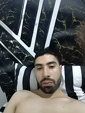 Snapshot of Joosee1696 chatting on December 3, 2025, 7:02 pm Joosee1696 online show from December 3, 2025, 7:02 pm