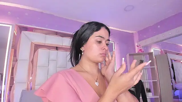 Snapshot of scarlette_15_ chatting on June 26, 2026, 3:12 am scarlette 15 online show from June 26, 2026, 3:12 am