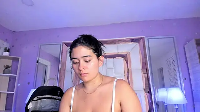 Snapshot of scarlette_15_ chatting on August 1, 2026, 3:15 am scarlette 15 online show from August 1, 2026, 3:15 am