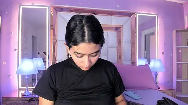 Snapshot of scarlette_15_ chatting on June 24, 2026, 3:16 am scarlette 15 online show from June 24, 2026, 3:16 am