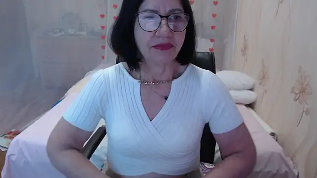 OlgaHottie online show from October 8, 2025, 11:16 pm