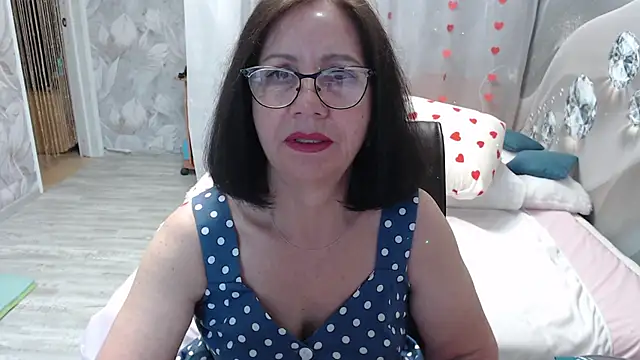 Snapshot of OlgaHottie chatting on June 14, 2026, 11:28 pm OlgaHottie online show from June 14, 2026, 11:28 pm