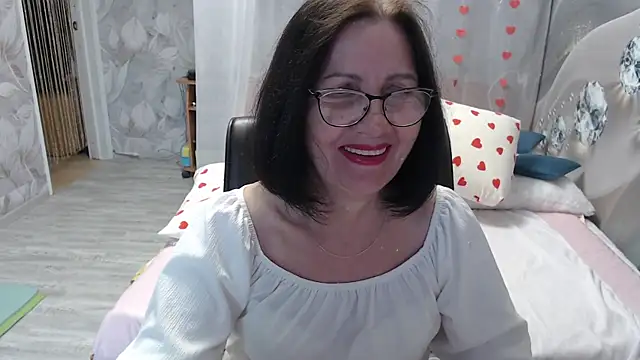 Snapshot of OlgaHottie chatting on June 6, 2026, 11:43 pm OlgaHottie online show from June 6, 2026, 11:43 pm