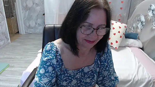 Snapshot of OlgaHottie chatting on June 12, 2026, 11:35 pm OlgaHottie online show from June 12, 2026, 11:35 pm
