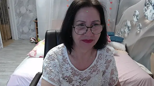 OlgaHottie online show from April 21, 2026, 11:44 pm