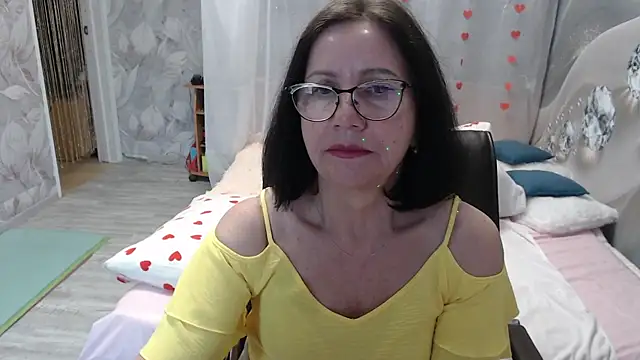 Snapshot of OlgaHottie chatting on May 19, 2026, 1:56 am OlgaHottie online show from May 19, 2026, 1:56 am