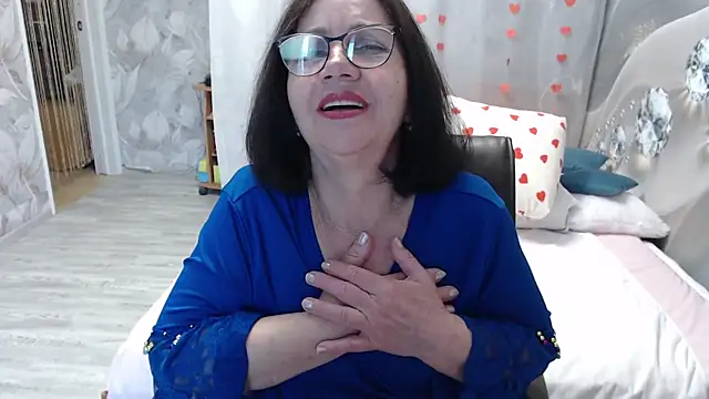 Snapshot of OlgaHottie chatting on June 2, 2026, 11:27 pm OlgaHottie online show from June 2, 2026, 11:27 pm