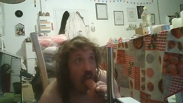 Snapshot of cyril020202 chatting on October 10, 2025, 4:30 pm cyril020202 online show from October 10, 2025, 4:30 pm