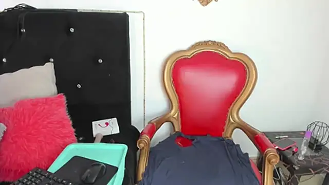 AmeliaThompsonTaboo online show from November 10, 2025, 1:27 pm