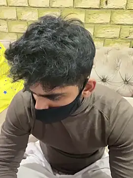 Snapshot of John_desihunk chatting on January 22, 2025, 5:59 pm John desihunk online show from January 22, 2025, 5:59 pm