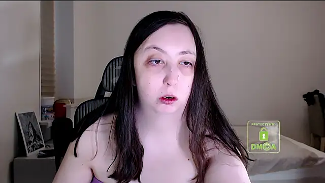 cute and hot online show from February 3, 2026, 4:01 pm