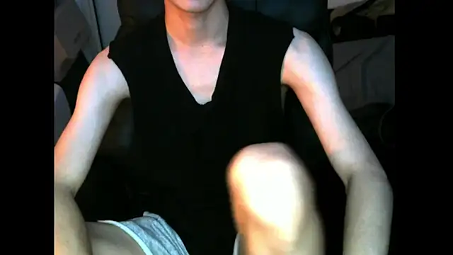 Snapshot of Ray175oo chatting on November 15, 2025, 4:55 pm Ray175oo online show from November 15, 2025, 4:55 pm