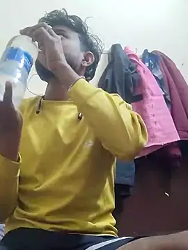 Snapshot of Jishm_ki_bhookh chatting on December 20, 2024, 12:49 pm Jishm ki bhookh online show from December 20, 2024, 12:49 pm