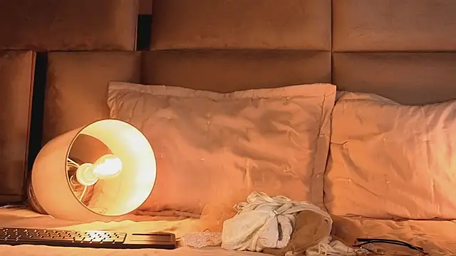 Snapshot of angelinepossy chatting on November 3, 2025, 6:11 pm angelinepossy online show from November 3, 2025, 6:11 pm