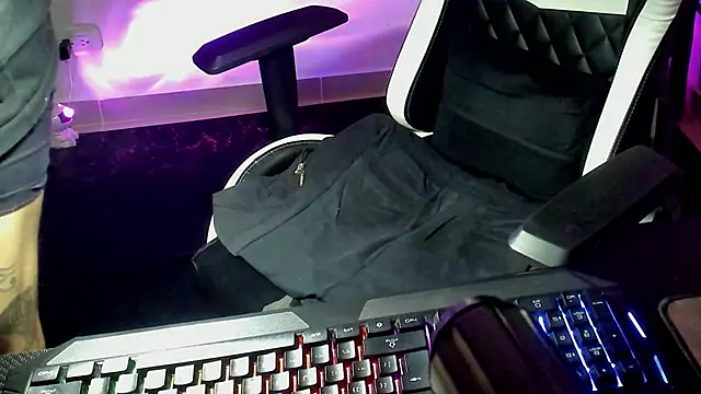 Snapshot of stebankechima chatting on November 27, 2025, 6:41 pm stebankechima online show from November 27, 2025, 6:41 pm